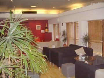 Travelodge Rose Street Эдинбург Экстерьер фото
